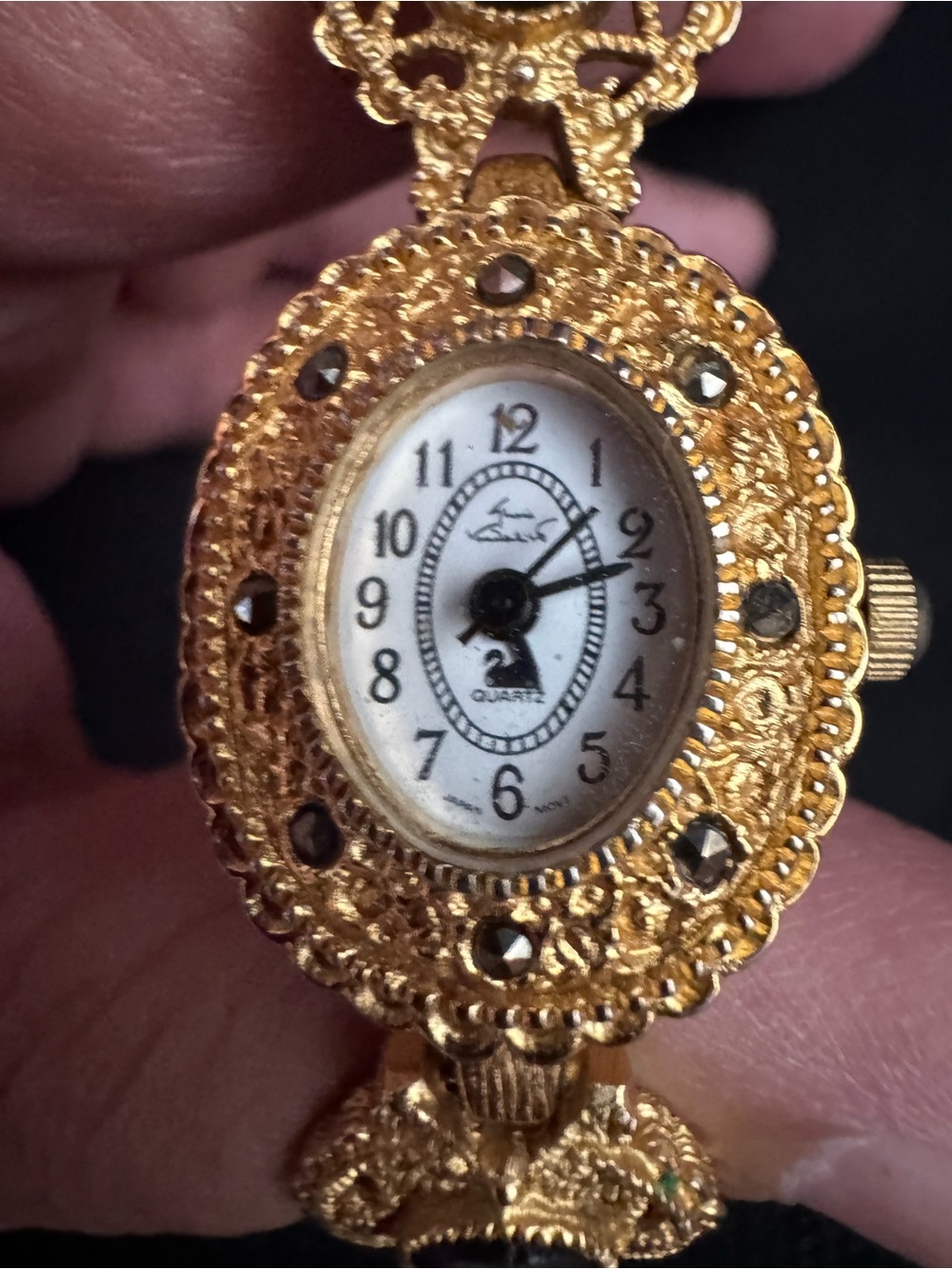 Gloria Vanderbilt Gold-Tone Filigree Oval cameo Bracelet Watch